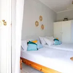 Blue Maraci 2 - Sea View, Kitchen, Access