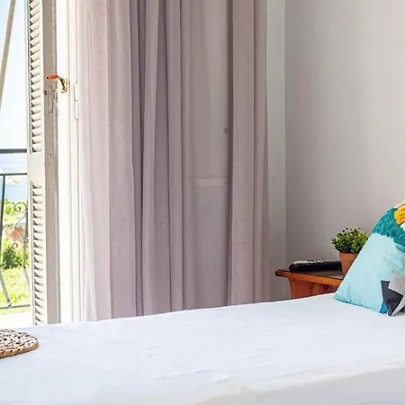 Апартаменты Blue Maraci 2 - Sea View, Kitchen, Access *