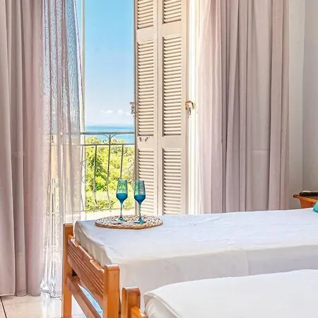 Apartment Blue Maraci 2 - Sea View, Kitchen, Access Himare