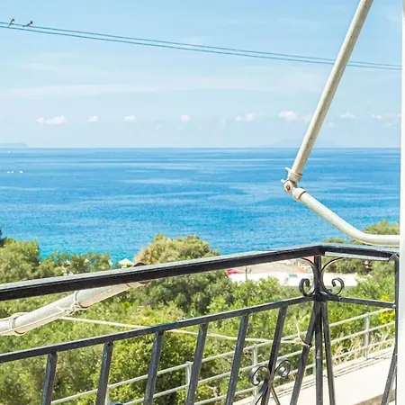 Blue Maraci 2 - Sea View, Kitchen, Access Apartment *