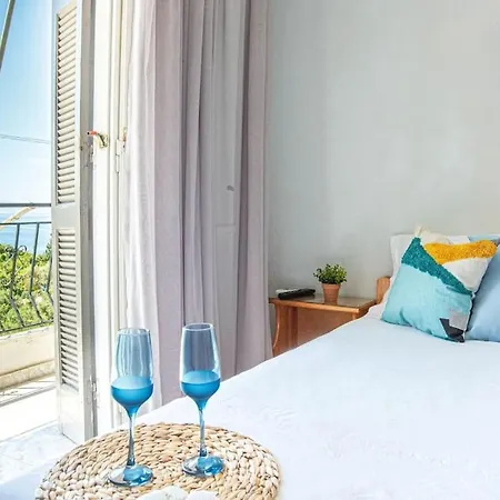 Blue Maraci 2 - Sea View, Kitchen, Access Apartment