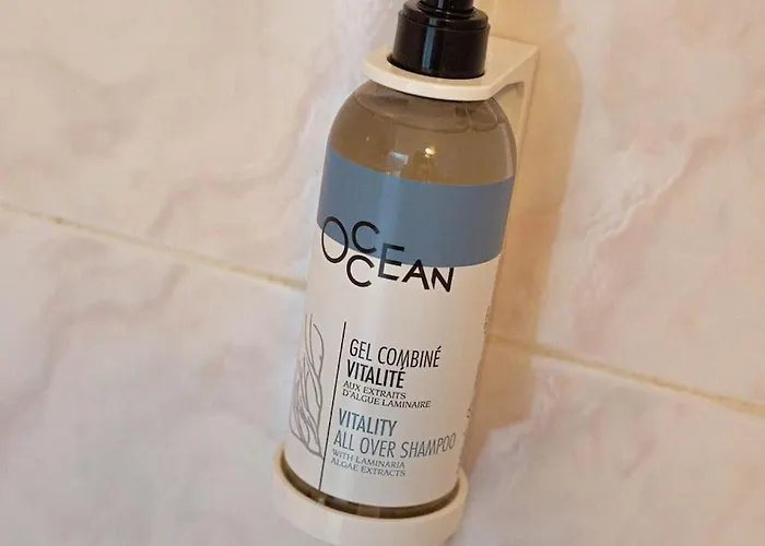 Blue Maraci 2 - Sea View, Kitchen, Access